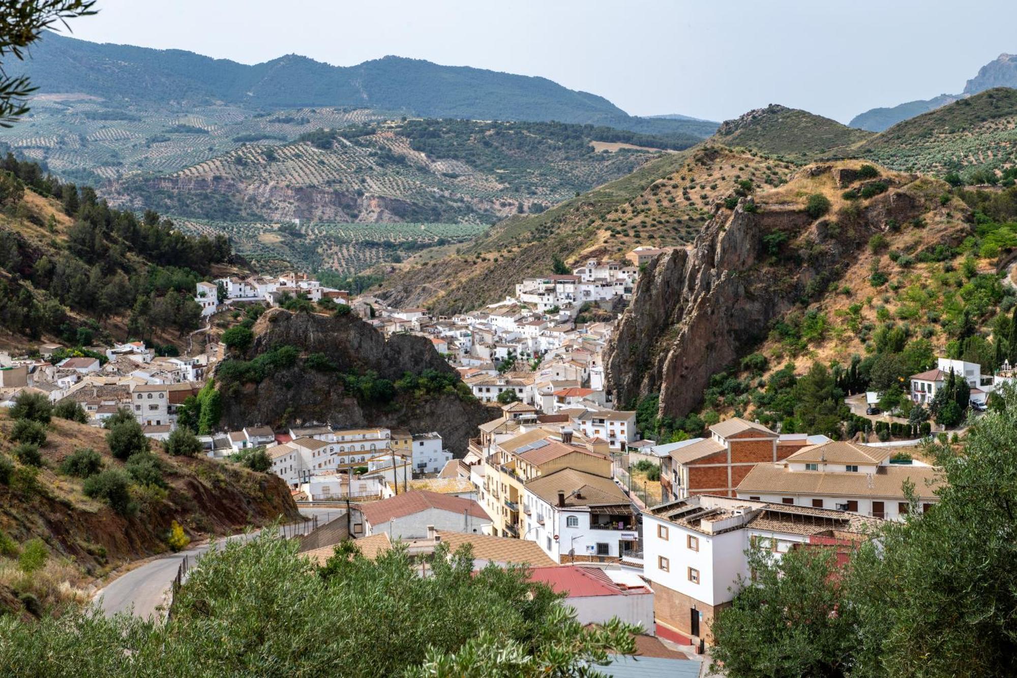 Alojamiento Turistico Loma Alta Cambil Екстер'єр фото